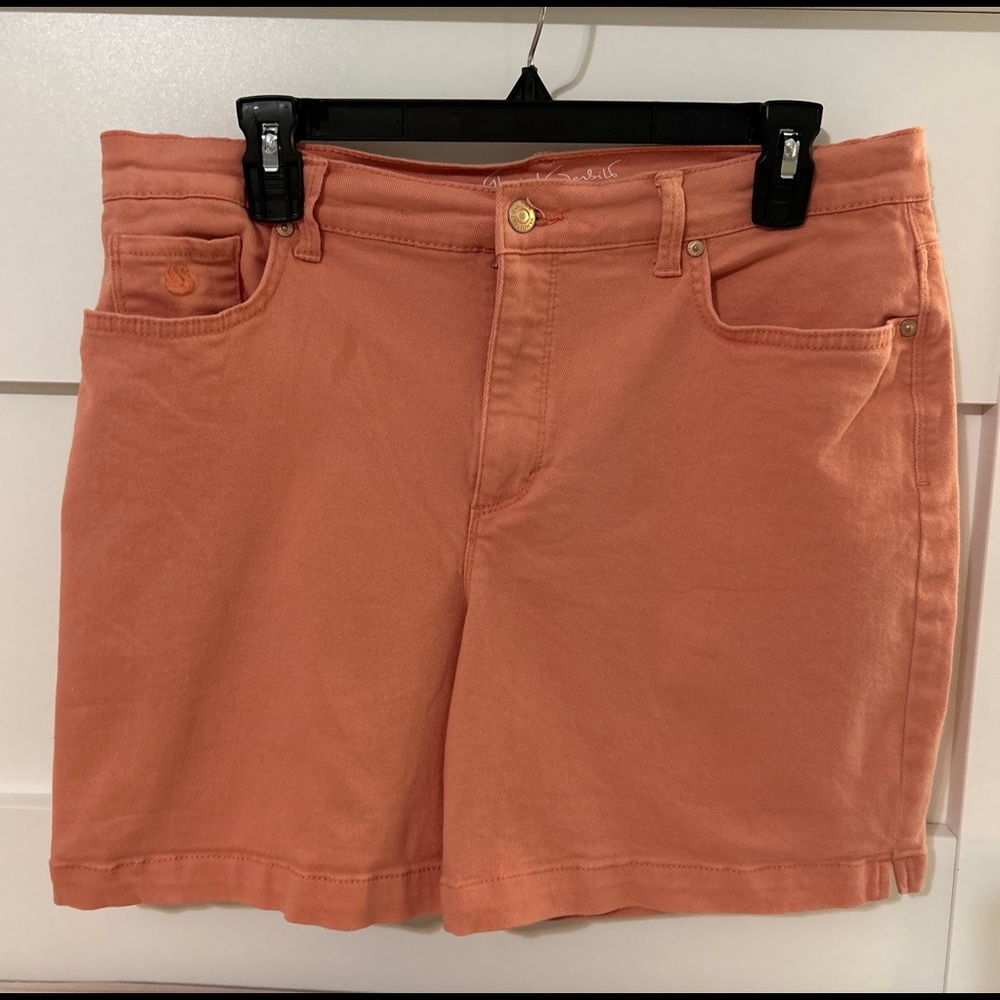 Gloria Vanderbilt Jean Shorts